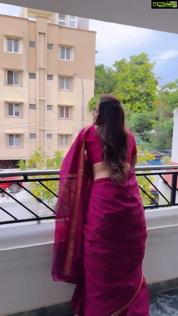 Pujita Ponnada Instagram - Living life in sarees these days 🩷 #pujitaponnada #reelsindia #goodmorning #goodvibes #sareelove #shootlife #tamilcinema