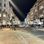 Pujita Ponnada Instagram - It’s getting cold in here ❄️🥶 #pujitaponnada #ukdiaries #london #travel Oxford Circus, Central London
