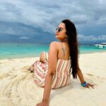 Pujita Ponnada Instagram - My favourite month of the year is here! 💃🏻🌊☀️🛥️ #pujitaponnada #birthdaymonth #phiphiisland #thailand #travel Bamboo Island, Koh Phi Phi Leh, Thailand