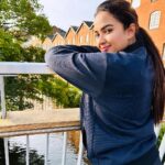 Pujita Ponnada Instagram - Rise and shine ☀️✨ Happy weekend y’all 🫶🏻 #pujitaponnada #ukdiaries #travel #goodmorning Guildford, Surrey, UK