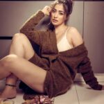 Raai Laxmi Instagram - 💕My kitchen my rules 💕 It’s that simple.😋 #2023PhotoDump 💕 📸 @deepak_das_photography @kakali_das_photography 👗 @shalu_jaiswani