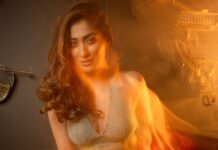 Raai Laxmi Instagram - Your manners are your beauty.🧡 📸 : @deepak_das_photography @kakali_das_photography 👗 : @shalu_jaiswani