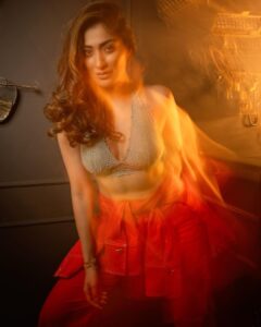 Raai Laxmi Instagram - Your manners are your beauty.🧡 📸 : @deepak_das_photography @kakali_das_photography 👗 : @shalu_jaiswani