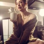 Raai Laxmi Instagram - 💕My kitchen my rules 💕 It’s that simple.😋 #2023PhotoDump 💕 📸 @deepak_das_photography @kakali_das_photography 👗 @shalu_jaiswani