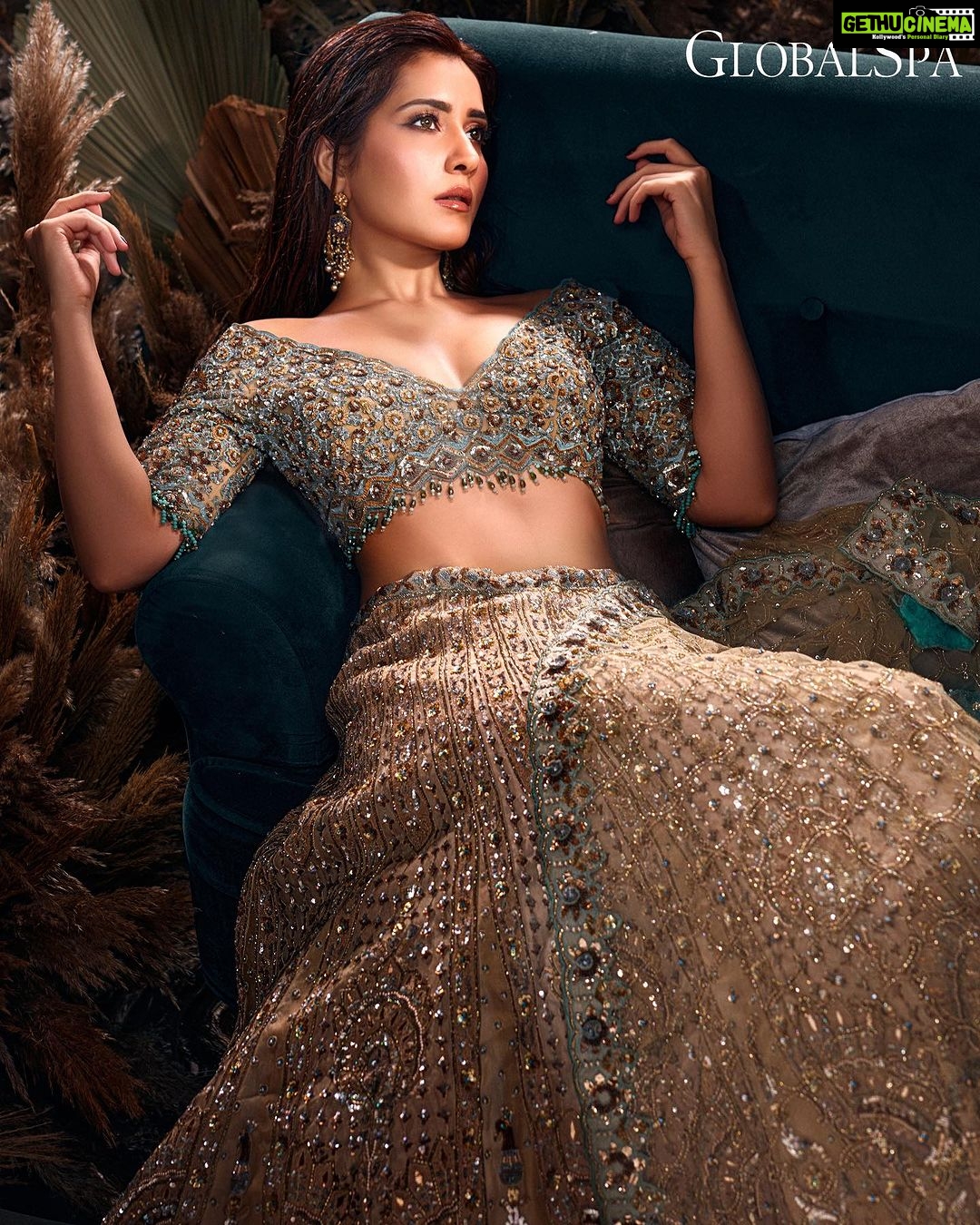 Raashi Khanna Instagram - Damsel, but not in distress. ๐ Magazine: @globalspaindia Chief Editor: @parineetasethi Interviewed by: @peoplebazaar Creative Director: @juhi.ali Stylist: @archamehta Photographer: @tejasnerurkarr Company: @greymatterhub_official Assisted by: @rehmanansariofficial Make-up: @makeupbyshefali.s Hair: @zoequiny.hair Lehenga: @dvasabyabhi Jewellery: @mayasanghavijewels Decoration: @shyampandurangbhagat Cinematographer: @chalchitrakar Location: @monochromestudios_ Publicist: @idhyahmedia @sanchitatrivedi Co-ordinated by: @nadiiaamalik