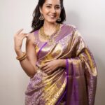Raashi Khanna Instagram - साड़ी और सादगी 💜