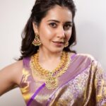 Raashi Khanna Instagram - साड़ी और सादगी 💜