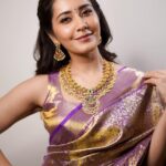 Raashi Khanna Instagram - साड़ी और सादगी 💜