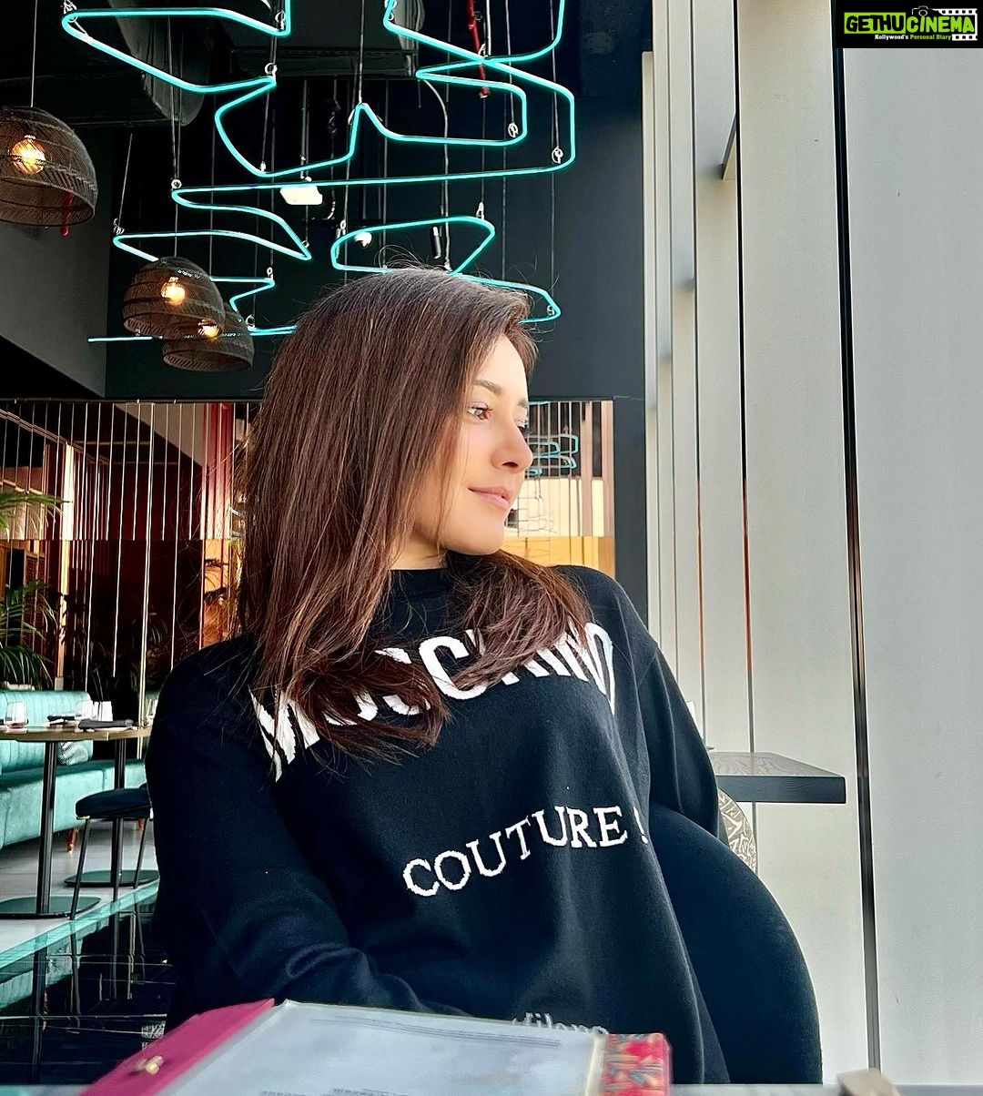 Raashi Khanna Instagram - I workout also, ok? #iykyk 🤪