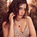 Raashi Khanna Instagram - Lost in dreams, adorned in elegance 🤎 Magazine: @globalspaindia Chief Editor: @parineetasethi Interviewed by: @peoplebazaar Creative Director: @juhi.ali Stylist: @archamehta Photographer: @tejasnerurkarr Company: @greymatterhub_official Assisted by: @rehmanansariofficial Make-up: @makeupbyshefali.s Hair: @zoequiny.hair Lehenga: @roujeofficial Jewellery: @prerto Decoration: @shyampandurangbhagat Cinematographer: @chalchitratalks Location: @monochromestudios_ Publicist: @idhyahmedia @sanchitatrivedi Co-ordinated by: @nadiiaamalik