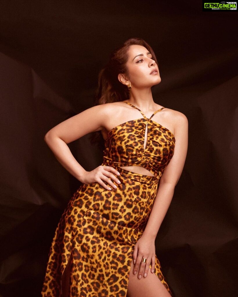 Raashi Khanna Instagram - Channeling the wild side, leopard style..! 😉