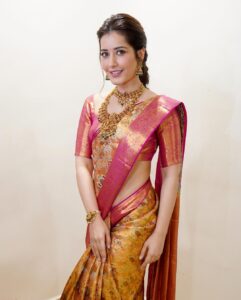 Raashi Khanna Instagram - Mumma says these look like picture references for a matrimony website. Agree? 🤪