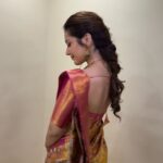 Raashi Khanna Instagram - Mumma says these look like picture references for a matrimony website. Agree? 🤪