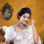 Rachana Inder Instagram - Jewelry - @beadedtreasuresjewelry Designer - @vibbhinna MUA - @makeoverwithlakshmi_shetty Photography - @anusharamkaran