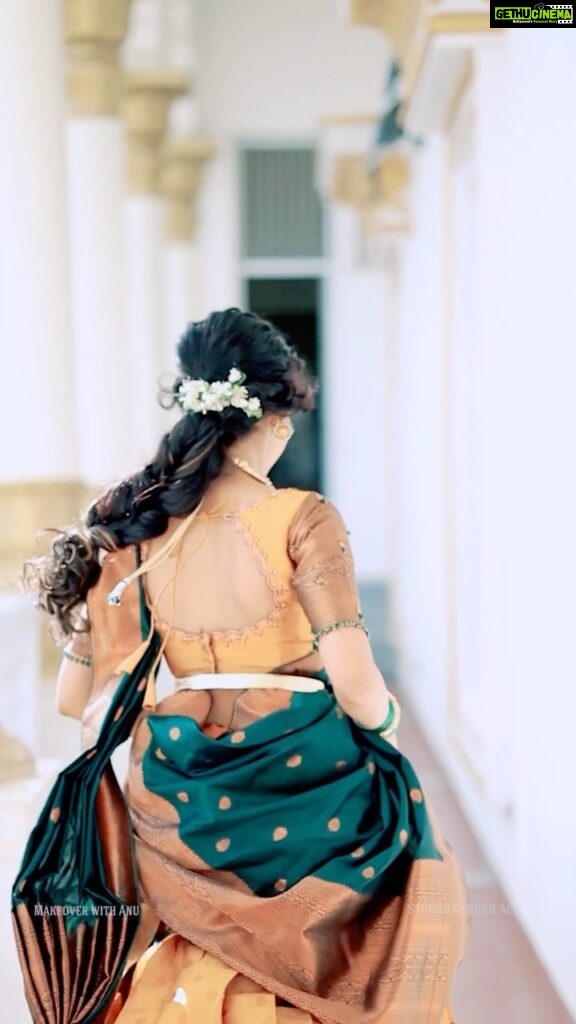 Rachana Inder Instagram - ದಸರಾ ಹಬ್ಬದ ಹಾರ್ದಿಕ ಶುಭಾಶಯಗಳು 🙏🏻🤗 . . Mua : @makeover_with_anu Jewels: @rental_jewelsby_sanu Outfit : @the_.elegant_lady_ Pc : @storiesbysunilacharya Hair : @styleyourhairbymeghana