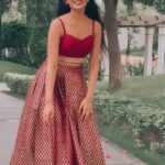 Rachana Inder Instagram - When someone cracks a dark joke and you don’t know if you have to laugh or not, so turn laugh and get back to serious (hope that helps) 👍🏻😁