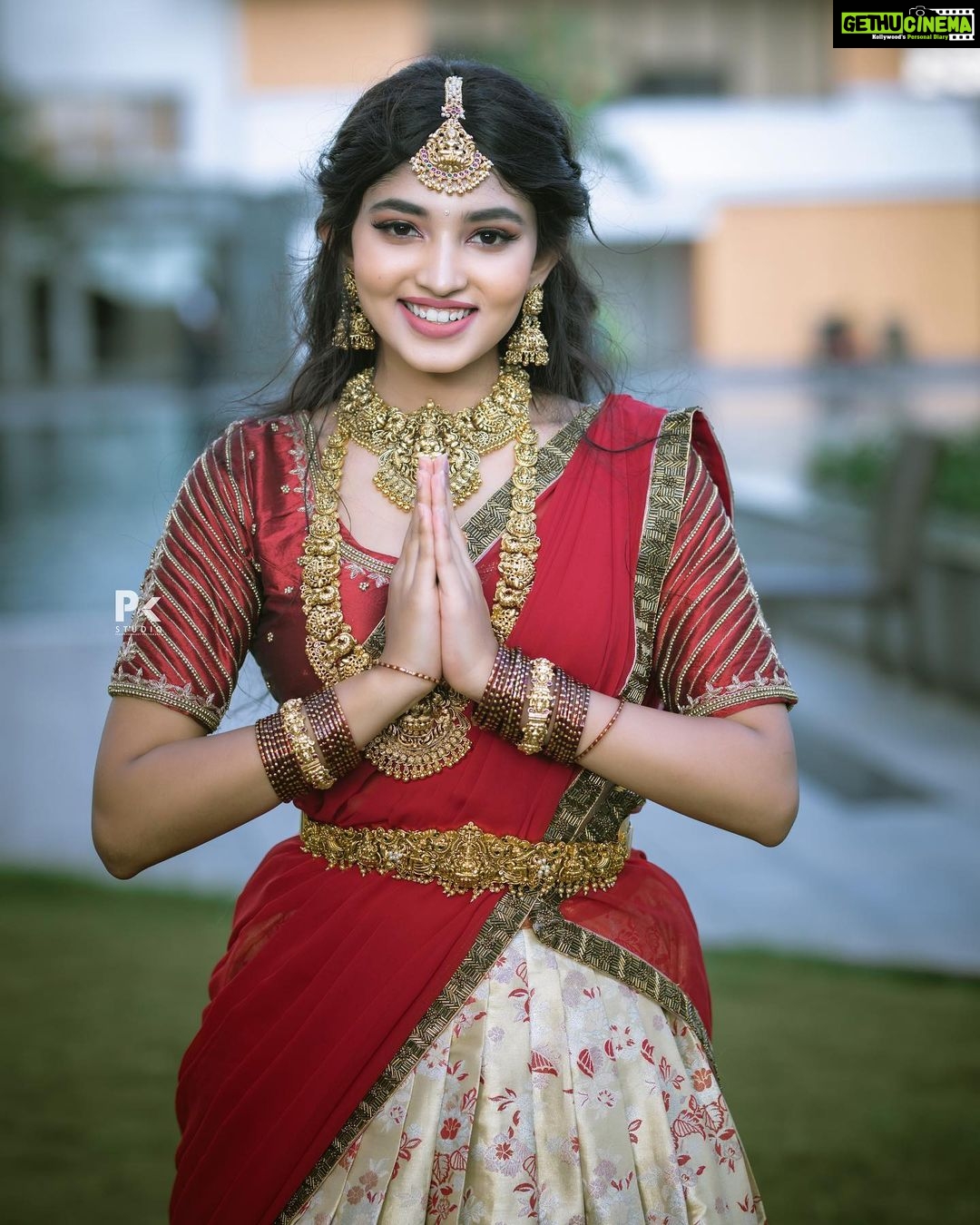 Rachana Inder - 90.9K Likes - เฒธเฒเฒเณเฒฐเฒพเฒเฒคเฒฟ เฒนเฒฌเณเฒฌเฒฆ เฒถเณเฒญเฒพเฒถเฒฏเฒเฒณเณ ๐๐ป๐
โ๏ธ
.
.
.
@mousumidebnath9006
@pkstudiophotography
@blooming__glow_studio
@blushberry_makeovers
@rental_jewelsby_sanu