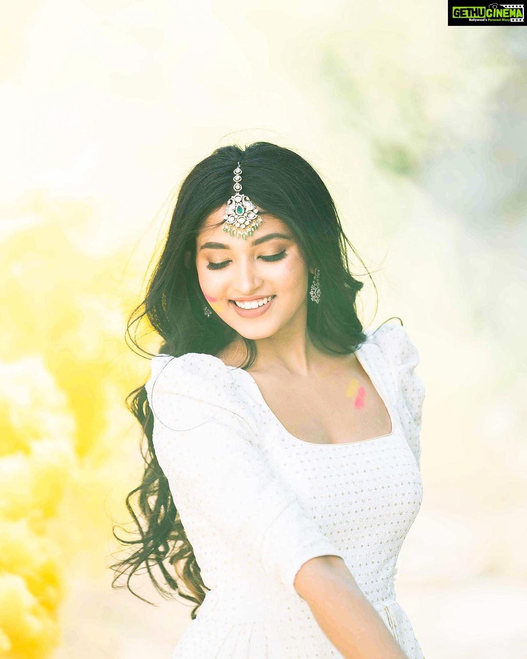 Rachana Inder Instagram - Here are some of my favourite traditional looks since last September, which are yours?