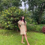Rachana Inder Instagram - Bright as the future ahead…🌼 👗 @laxmikrishnaofficial 💛 Chikmagalur