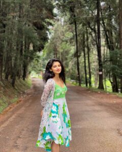Rachana Inder Instagram - #tbt a year ago. Not my brother and I waking up early to checkout this beautiful place and hear stories of how it was apparently haunted👻. We didn’t doubt them for a second, it was enchanted ✨🫠
 #rachanainder