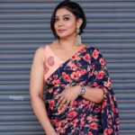 Rachana Narayanankutty Instagram - Beauty Like this doesn’t just happen MAH @amal_ajithkumar MAH assistant @aju_popz______ Photography @imagiophotography_official #saree #instagram #beauty #makeup #tvshow #makeuplooks #actor #dancer #sareelove #beautyofsaree #kochi #beautyofkerala #dance Kochi, India