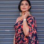 Rachana Narayanankutty Instagram - Beauty Like this doesn’t just happen MAH @amal_ajithkumar MAH assistant @aju_popz______ Photography @imagiophotography_official #saree #instagram #beauty #makeup #tvshow #makeuplooks #actor #dancer #sareelove #beautyofsaree #kochi #beautyofkerala #dance Kochi, India