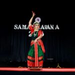 Rachana Narayanankutty Instagram - Kuchipudi Nattuvamela by @rachananarayanankutty ♥️💫 Location : Samabhavana Fest, RLV College of Fine Arts, Tripunithura Captured by : @aanand_narayan Retouch : @adarsh.k.s @indian_classical_dancers_2021 @bhavaragam @dancephotography____ @kerala_classical_dance @chilanga___lover #rachananarayanankutty #kuchipudi #classicaldance #dancersoninstagram #dancelover #dancephotography #indianart #artistsoninstagram #dancer #actress #mollywood #malayali RLV College of Music and Fine Arts