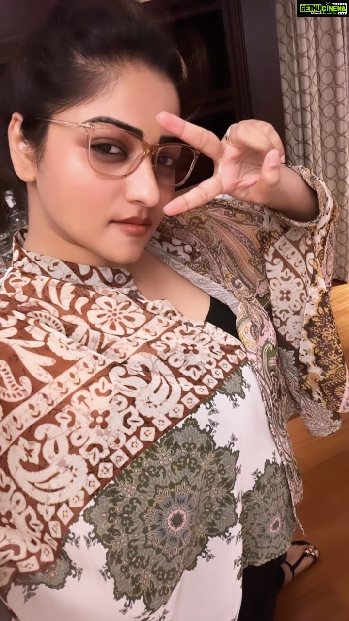 Rachita Ram - 198.9K Likes - I love when it rains! I feel so much better and cheerful!🩵🌧️
.
.
#lifyourfaceuptotherain #rainraindontgoaway #nature #mytime