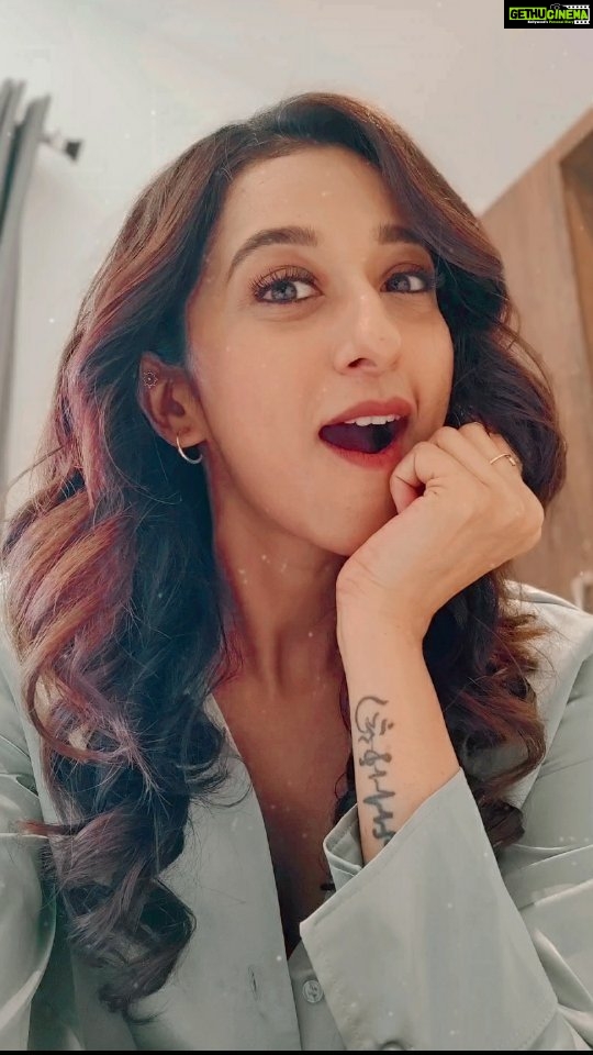 Radhika Narayan Instagram - When I see my favourite snack #congresskadlekai #politicallyincorrect #iykyk