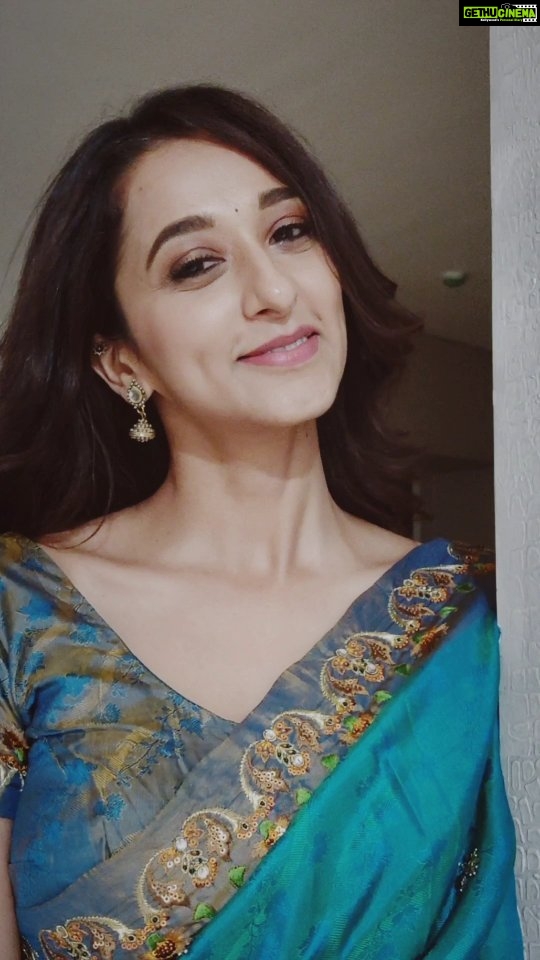 Radhika Narayan Instagram - What the.... ?