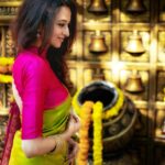 Radhika Narayan Instagram - ಯುಗಾದಿ ಹಬ್ಬದ ಹಾರ್ದಿಕ ಶುಭಾಶಯಗಳು #happyugadi Blouse: @laxmikrishnaofficial PC: @creativepicturesmysore