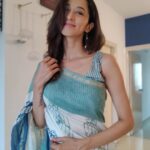 Radhika Narayan Instagram – Throwing back at you! #iykyk
#selfpotrait
Blouse design: @laxmikrishnaofficial
Saree: @chhapa_gj8