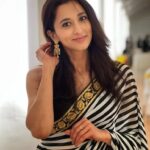 Radhika Narayan Instagram – Love the patterns in chaos! 
#justlikemysaree
PC: @itzankushjain
