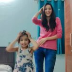 Radhika Narayan Instagram - With the clown of the family 😃 #niece #sarayu #instareels #reelsinstagram #reels #macarena