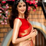 Radhika Narayan Instagram – Just looking at you looking at me..🤍
Shoot for : @sankalpa_angadi
Styling and Concept : @sahanastylediary
@sahanasvishwanath
MUA :
@makeovers_sudhanatesh
Blouse : @srilakshmi_fashion_mangalore
Photography : @vikasphotofactory
Location : @babysdayoutstudio