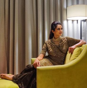 Radhika Narayan Instagram - When I dolled up for the performance at Mysuru Yuva Dasara! What an amazing response from the audience! Thank you all 🙏❤️
Wardrobe : @laxmikrishnaofficial 
PC : @biradar_kallu