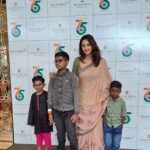 Radhika Narayan Instagram - Glad to partake in the initiative by @shangrilablr and @ikshafoundation to support kids with eye cancer as part of Independence Day celebration! #cakeforacause #independenceday