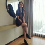Radhika Narayan Instagram - What do you think I am reflecting upon !!?? 😉 #pranamemoirs The Den Hotel Whitefield, Bangalore