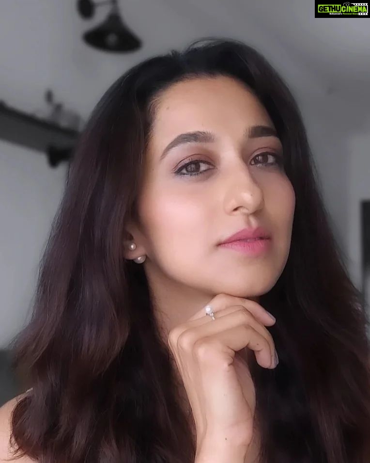 Radhika Narayan Instagram - reason? one for the season!