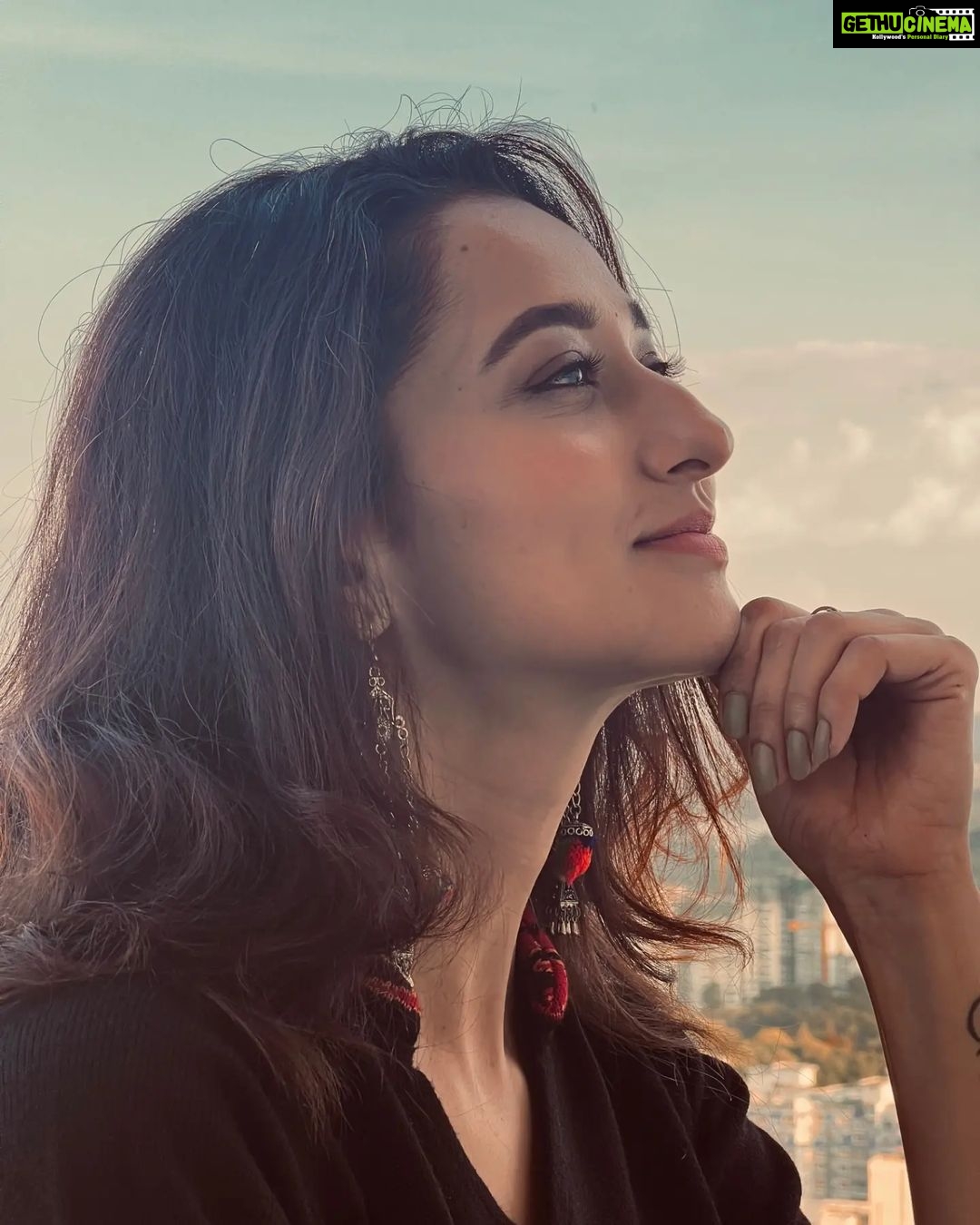 Radhika Narayan Instagram - Chin-up even when you're Mondaying..