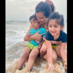 Radhika Pandit Instagram - Mom = 🌏 Happy mother's day ❤️ #radhikapandit #nimmarp