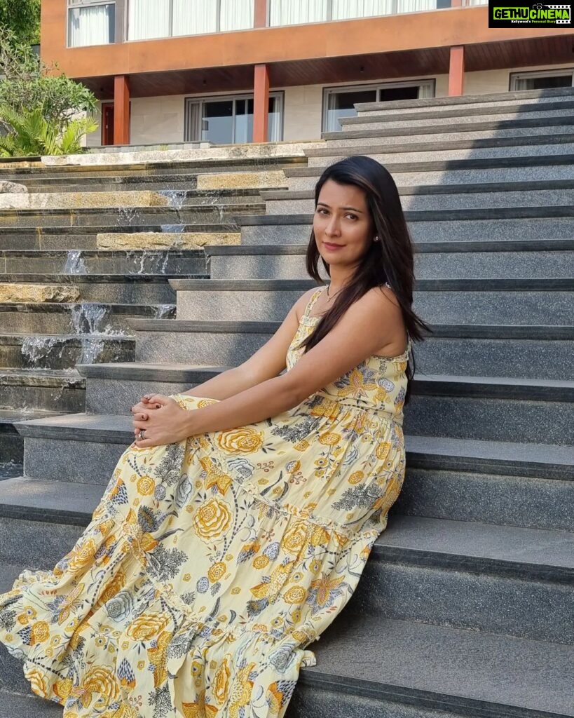 Radhika Pandit Instagram - Happy weekend everyone 😊 #radhikapandit #nimmaRP