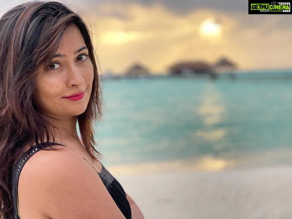 Radhika Pandit Instagram - Weekend smiles 😊 #radhikapandit #nimmaRP