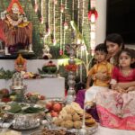 Radhika Pandit Instagram - Look who helped me with my puje yesterday... our putta Lakshmi (she was eating more, that's a different story 😜) I hope u all had a great festival. Happy Varamahalakshmi. Yellarigu Varamahalakshmi habbada shubhashayagalu 😊 #radhikapandit #nimmaRP P.C: Focus photography
