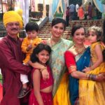 Radhika Pandit Instagram – Met my Chikkammas/Pachis/Maushis (Mom’s sisters) at my cousin’s Wedding after soooo long!! 
Had a lovely time 😊 Dressed up for a wedding after a long too!! 🙈
#radhikapandit #nimmaRP