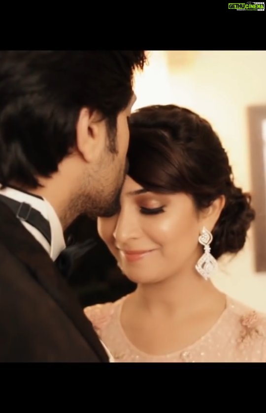 Radhika Pandit Instagram - It's been 5yrs today that I got engaged to this incredible man, in my favorite place with my favorite people being around! I still remember this day, like it was yesterday.. sharing this video just to relive that perfect day again ❤️ P.S: A shout out to all my dear friends who were a part of that special day to share any pic u have of that day, pic of the decor, or an invite, or anything u have memories attached to. Tag me @radhikapandit while uploading. @thenameisyash ❤