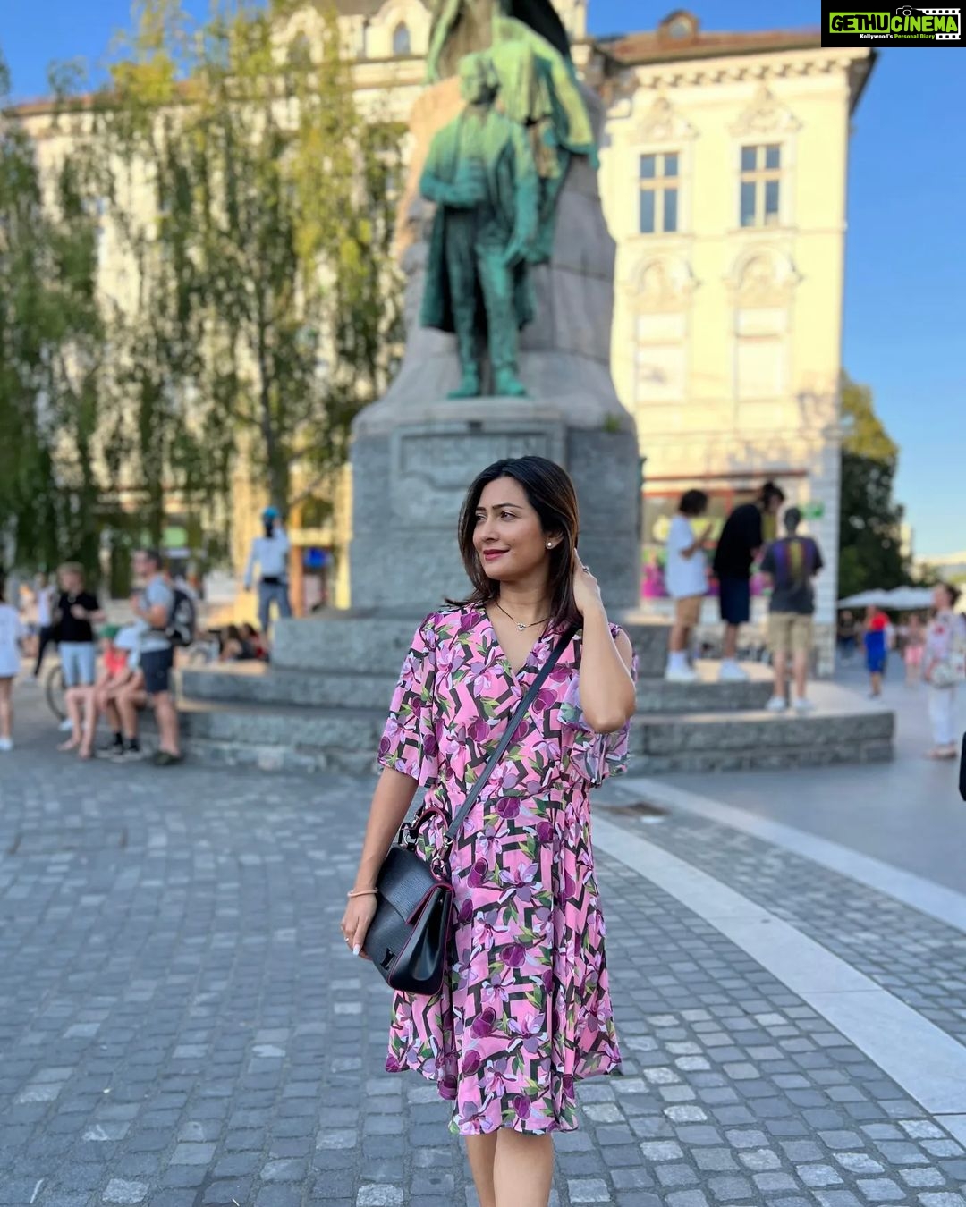 Radhika Pandit Instagram - Don't let go of people who think your presence is valuable... coz it is π₯° #radhikapandit #nimmaRP P.S: For all those who ask for PC, More often than not, I have only one personal photographer π