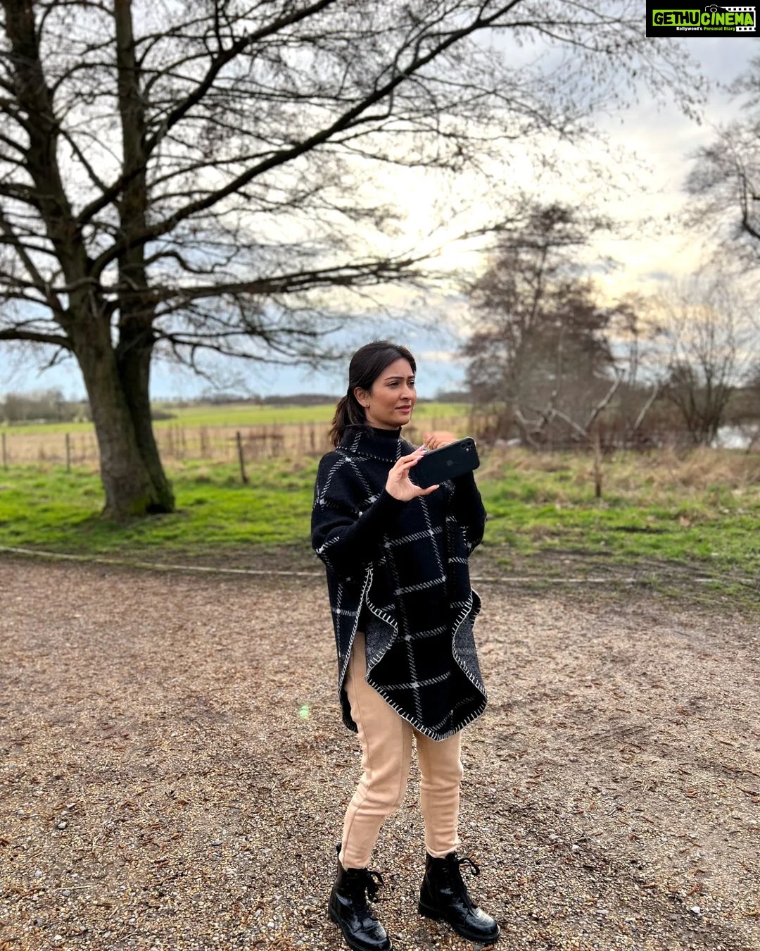 Radhika Pandit Instagram - Captured moments of capturing and being captured 🤩 Have a great weekend all! #radhikapandit #nimmaRP