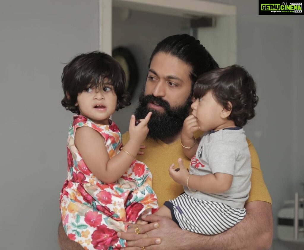 Radhika Pandit Instagram - Yash was a great boyfriend and is an even better husband.. but I see the best version of him... as a Father. Ayra, Yatharv (their Mama too) love u Dadda 😘 Happy Father's day to all the wonderful Fathers out there ❤ #radhikapandit #nimmaRP