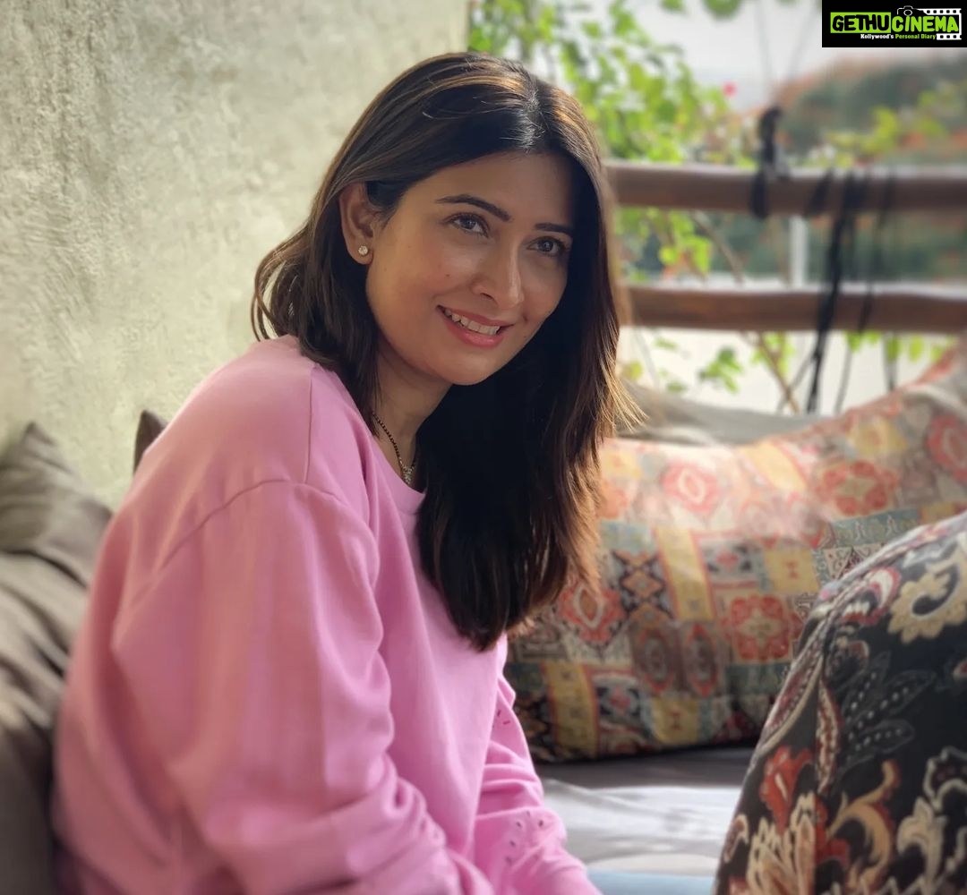 Radhika Pandit Instagram - Hello you 🥰 #radhikapandit #nimmaRP